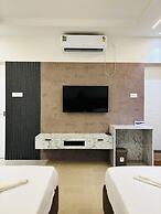 Hotel Citywalk Residency