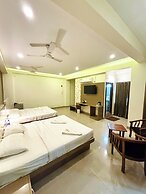 Hotel Citywalk Residency