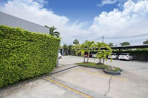 Onyx White Pearl Villa