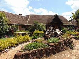 Naro Moru River Lodge