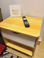 Trees Residences by Jhoy