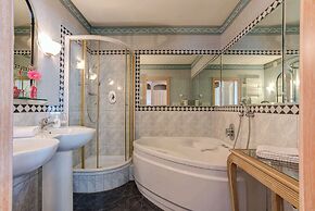 Centro Hotel Stern, Trademark Collection by Wyndham