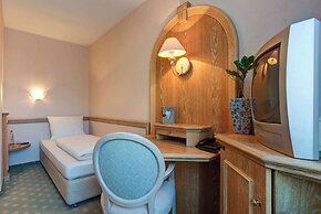 Centro Hotel Stern, Trademark Collection by Wyndham