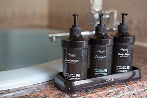 Naminoue Crystal Hotel