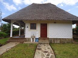 Simba Oryx Beach Cottages