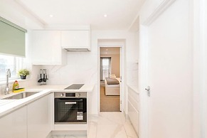 Queensgate Court