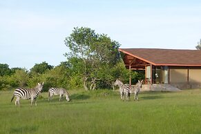 Simba & Oryx Nature Camp