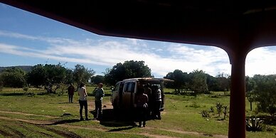 Simba & Oryx Nature Camp