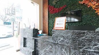 RedDoorz near Quirino Station