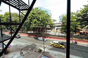 RedDoorz near Quirino Station