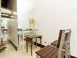 RedDoorz Plus @ Banawe Quezon City Weekly Stay