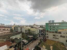 RedDoorz Plus @ Banawe Quezon City Weekly Stay