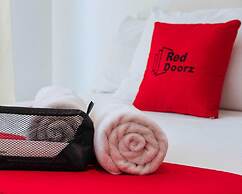 RedDoorz Plus @ Banawe Quezon City Weekly Stay