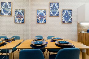 Budapest Holidays Fashion