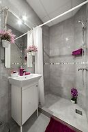 Budapest Holidays Fashion