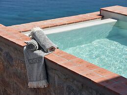 Patmos Eye Boutique Hotel & Villas