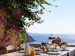 Patmos Eye Boutique Hotel & Villas