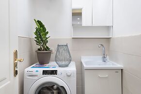 Casa Darsena with Sea View Balcony