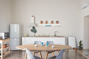 Casa Darsena with Sea View Balcony