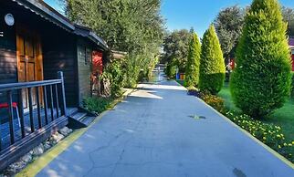 Side Altinkum Bungalow Hotel