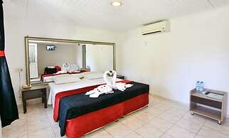 Side Altinkum Bungalow Hotel