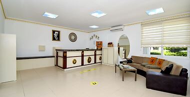 Side Altinkum Bungalow Hotel