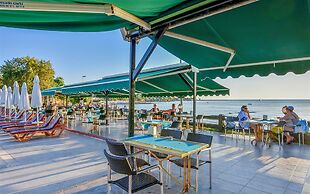 Side Altinkum Bungalow Hotel