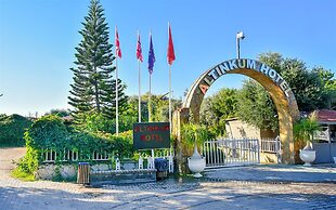 Side Altinkum Bungalow Hotel