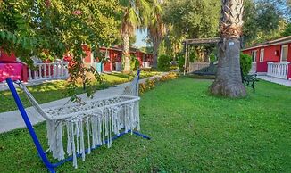 Side Altinkum Bungalow Hotel