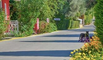 Side Altinkum Bungalow Hotel