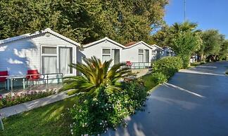 Side Altinkum Bungalow Hotel