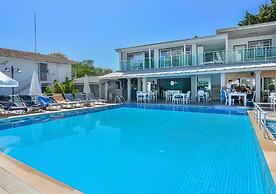 Clover Magic Altinkum Park Hotel