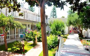 Clover Magic Altinkum Park Hotel