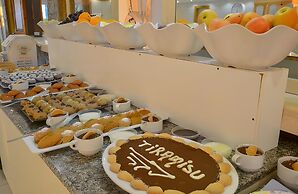 Clover Magic Altinkum Park Hotel