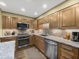 Powderhorn C302 2 Bedroom Condo