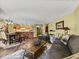Powderhorn C302 2 Bedroom Condo