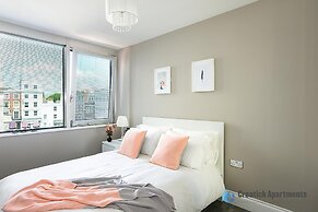 Green Diamond by Creatick Apartments