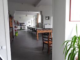 Fontaineblhostel