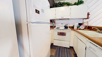 Bigwood #41 2 Bedroom Condo