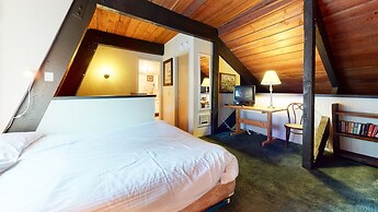 Bigwood #41 2 Bedroom Condo