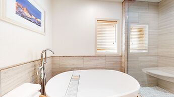 Mammoth Green #214 3 Bedroom Condo