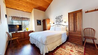 Snowcreek #638 3 Bedroom Condo