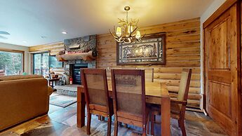 Summit #81 1 Bedroom Condo