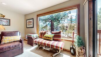 Summit #81 1 Bedroom Condo