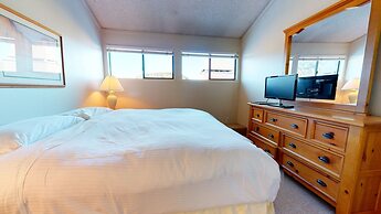 Summit #34 3 Bedroom Condo