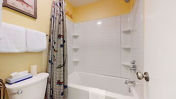 Summit #3 1 Bedroom Condo