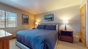 Summit #55 1 Bedroom Condo