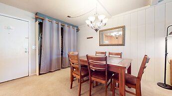 Summit #55 1 Bedroom Condo