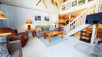 Summit #110 3 Bedroom Condo