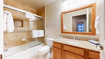 Summit #248 1 Bedroom Condo